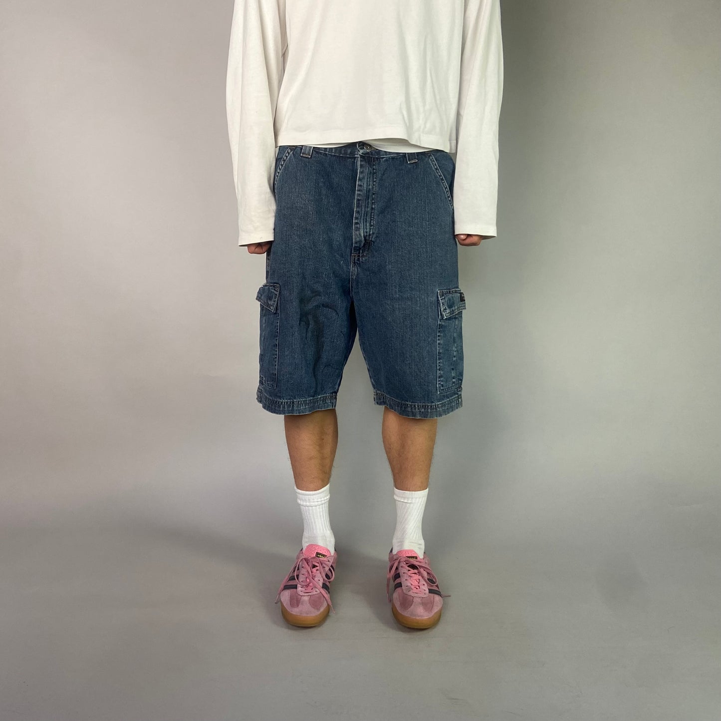 Vintage Wrangler Cargo Jorts/ 34 (M)