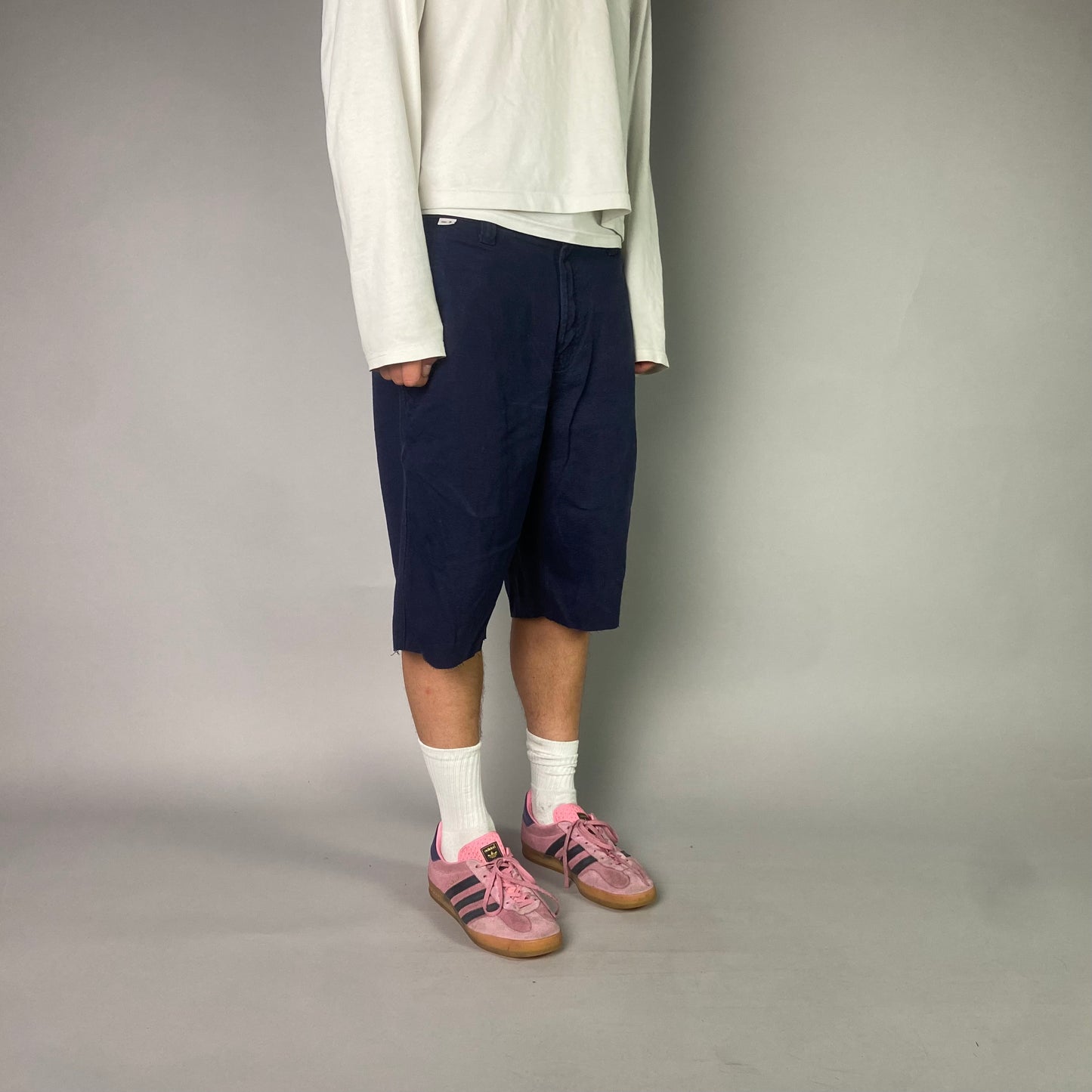 Vintage Carhartt Cut Off Jorts/ 33 (M)