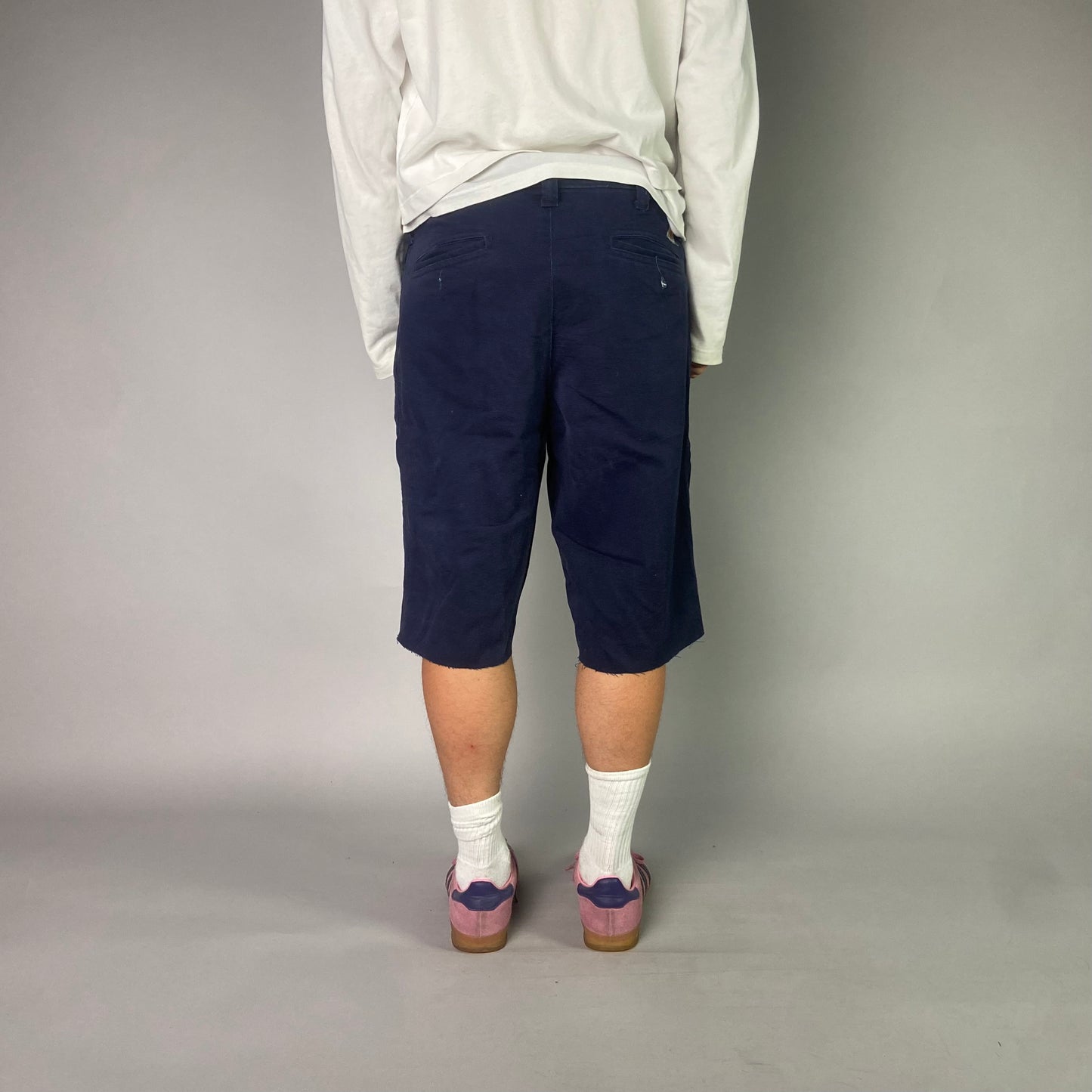 Vintage Carhartt Cut Off Jorts/ 33 (M)