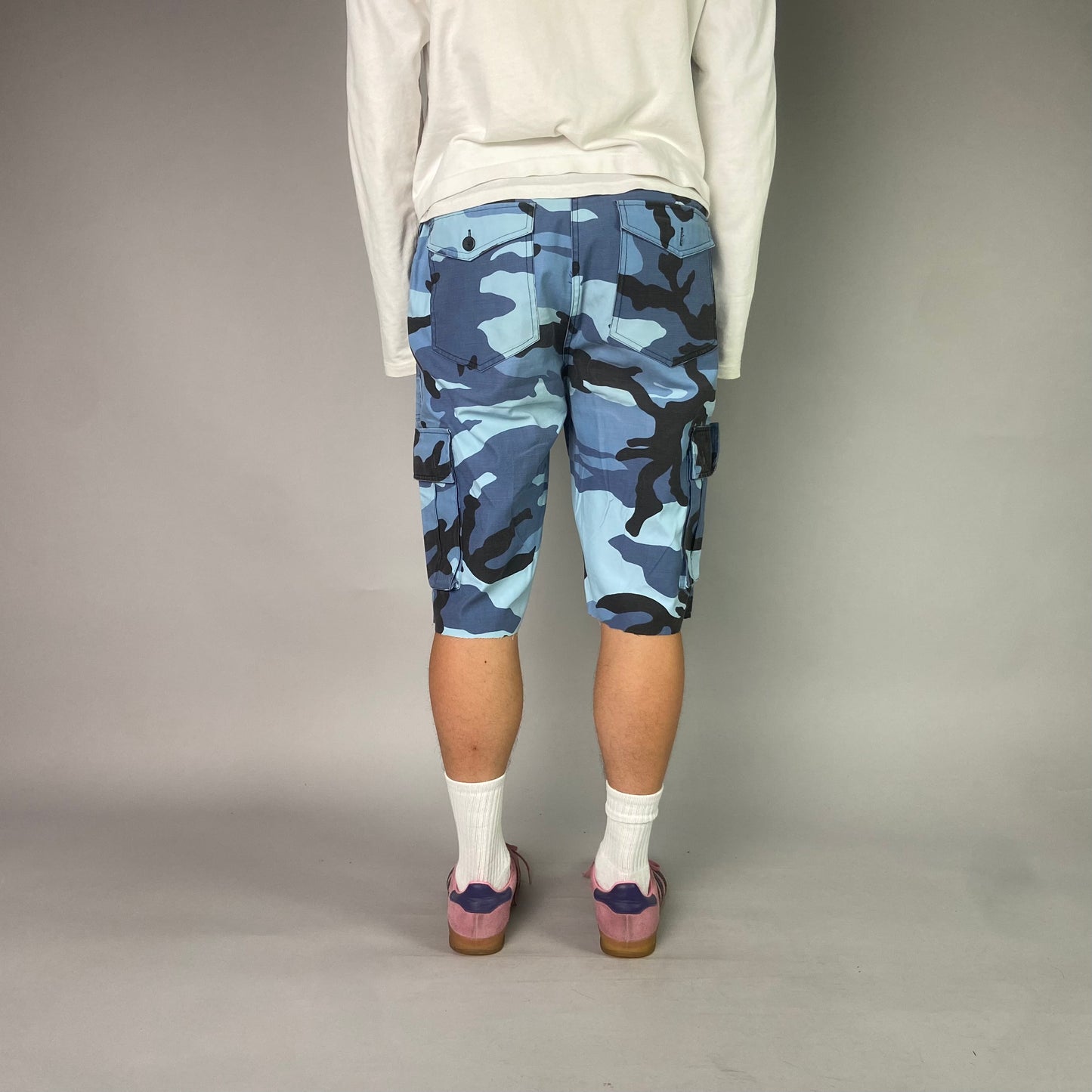 Vintage Camo Cut Off Shorts/ 30 (S)