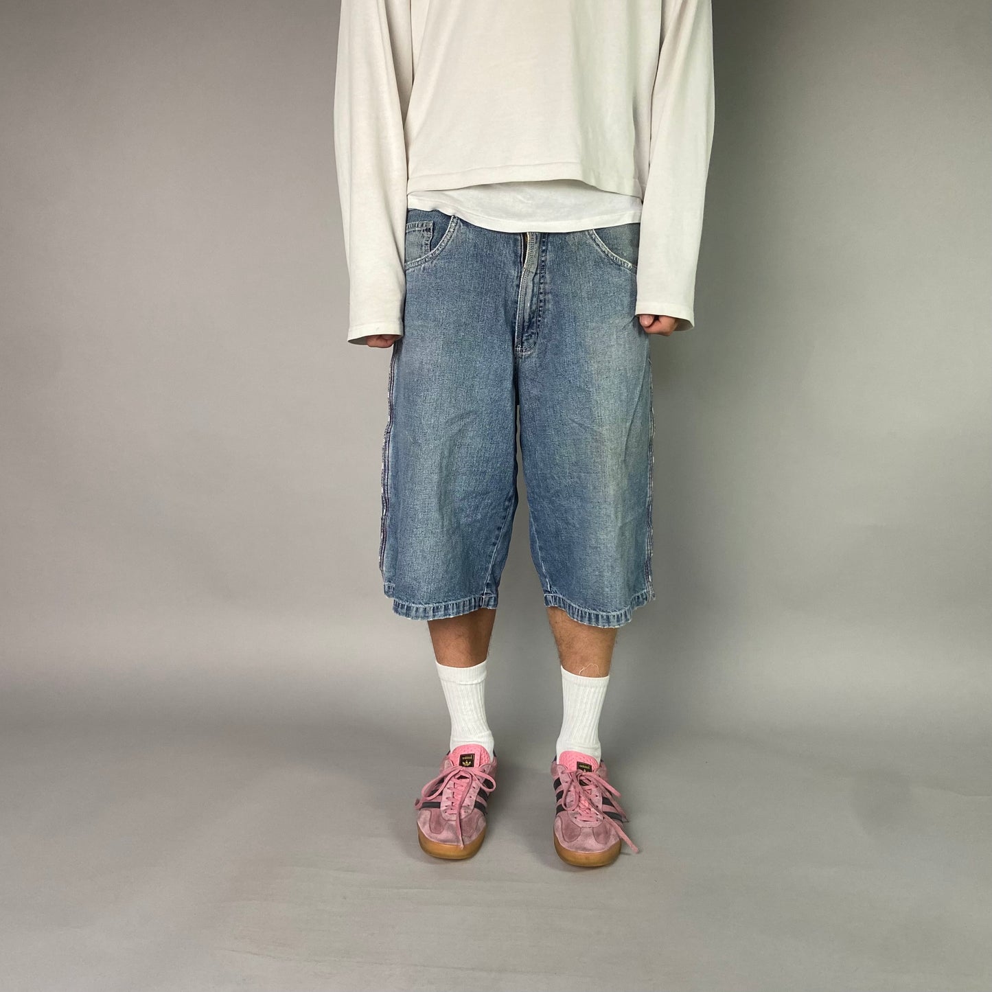 Vintage Hip Hop Jorts/ 32 (M)