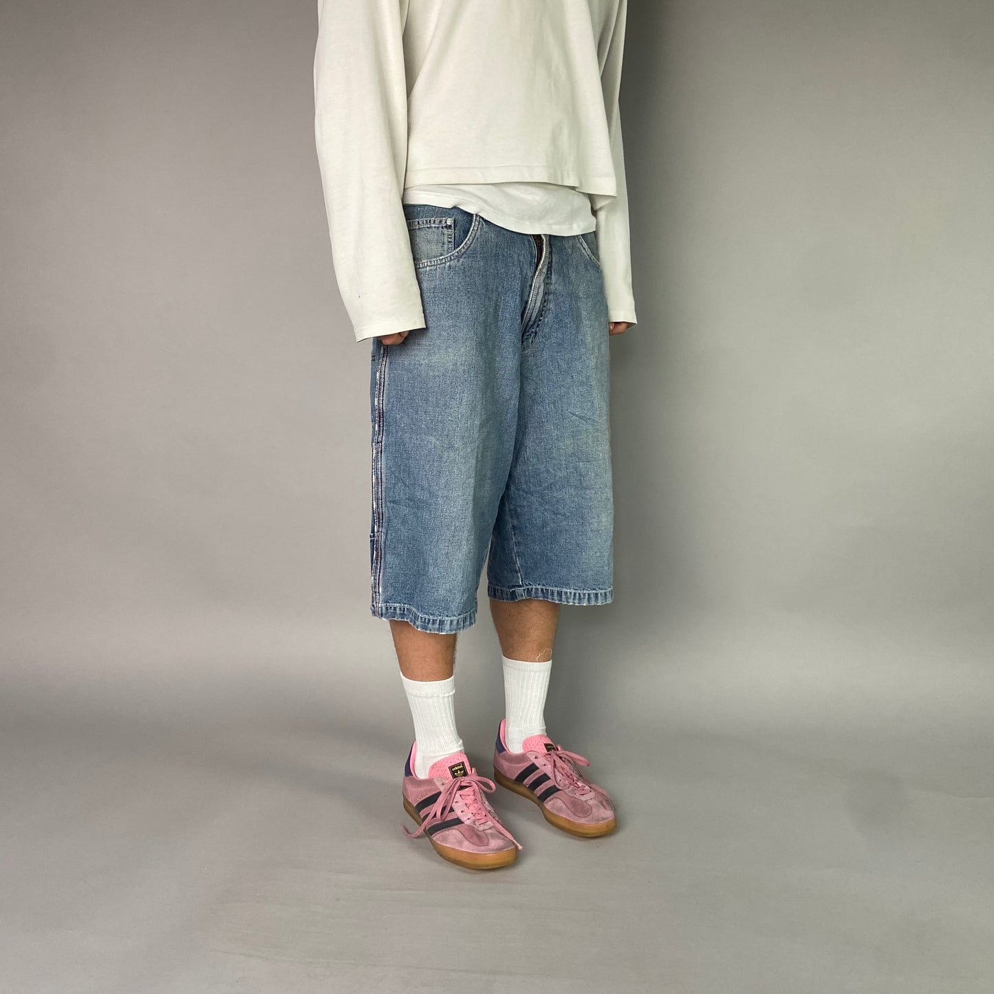 Vintage Hip Hop Jorts/ 32 (M)