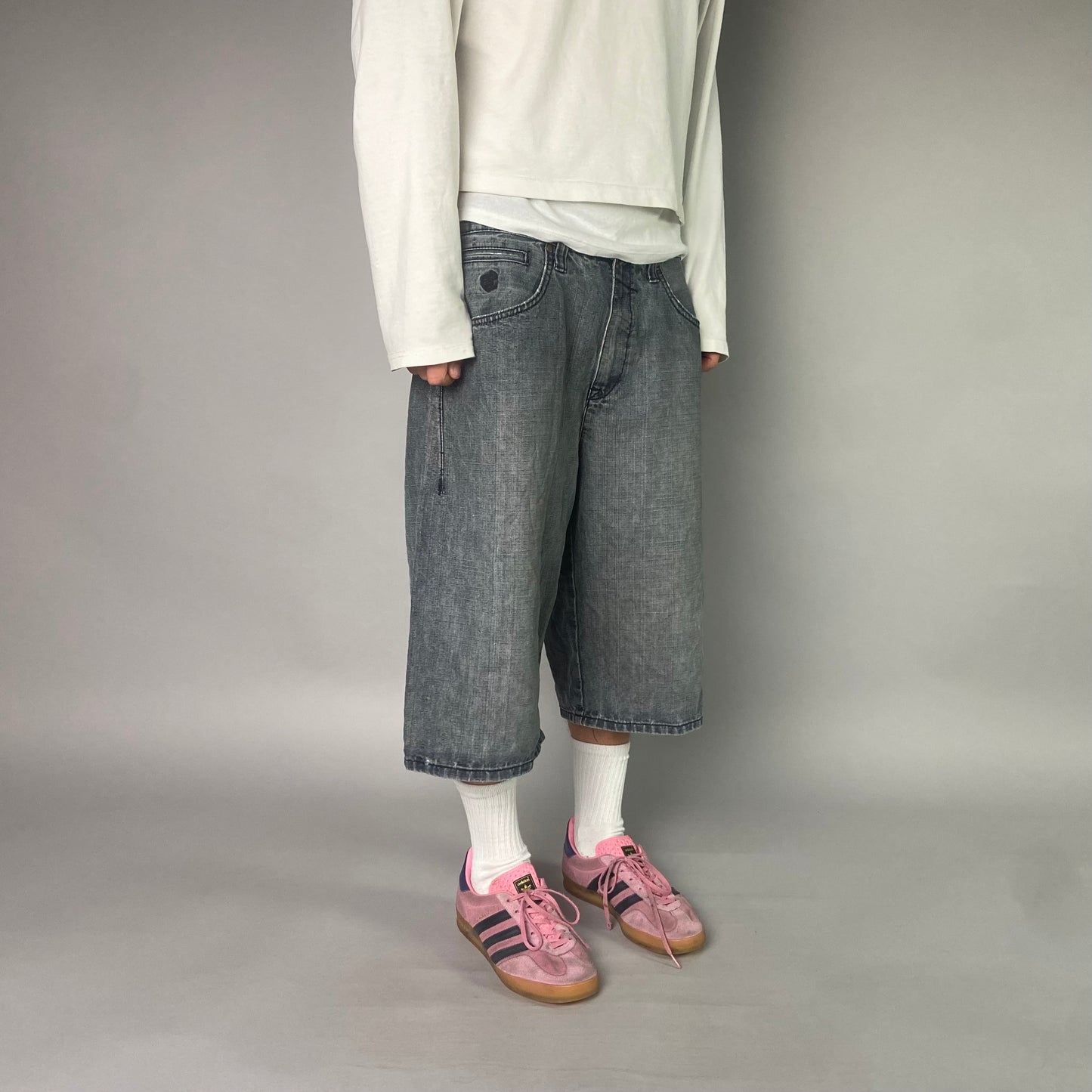 Vintage Hip Hop Jorts/ 36 (L)