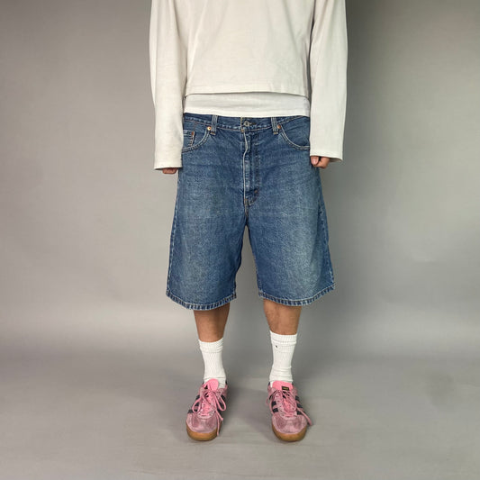 Vintage Levis 550 Jorts/ 38 (L)