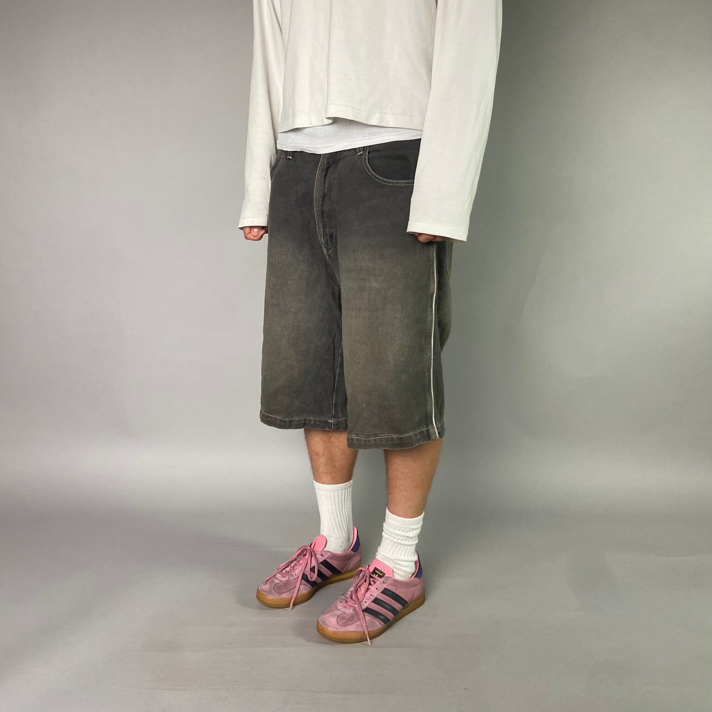Vintage Hip Hop Jorts/ 34 (M)