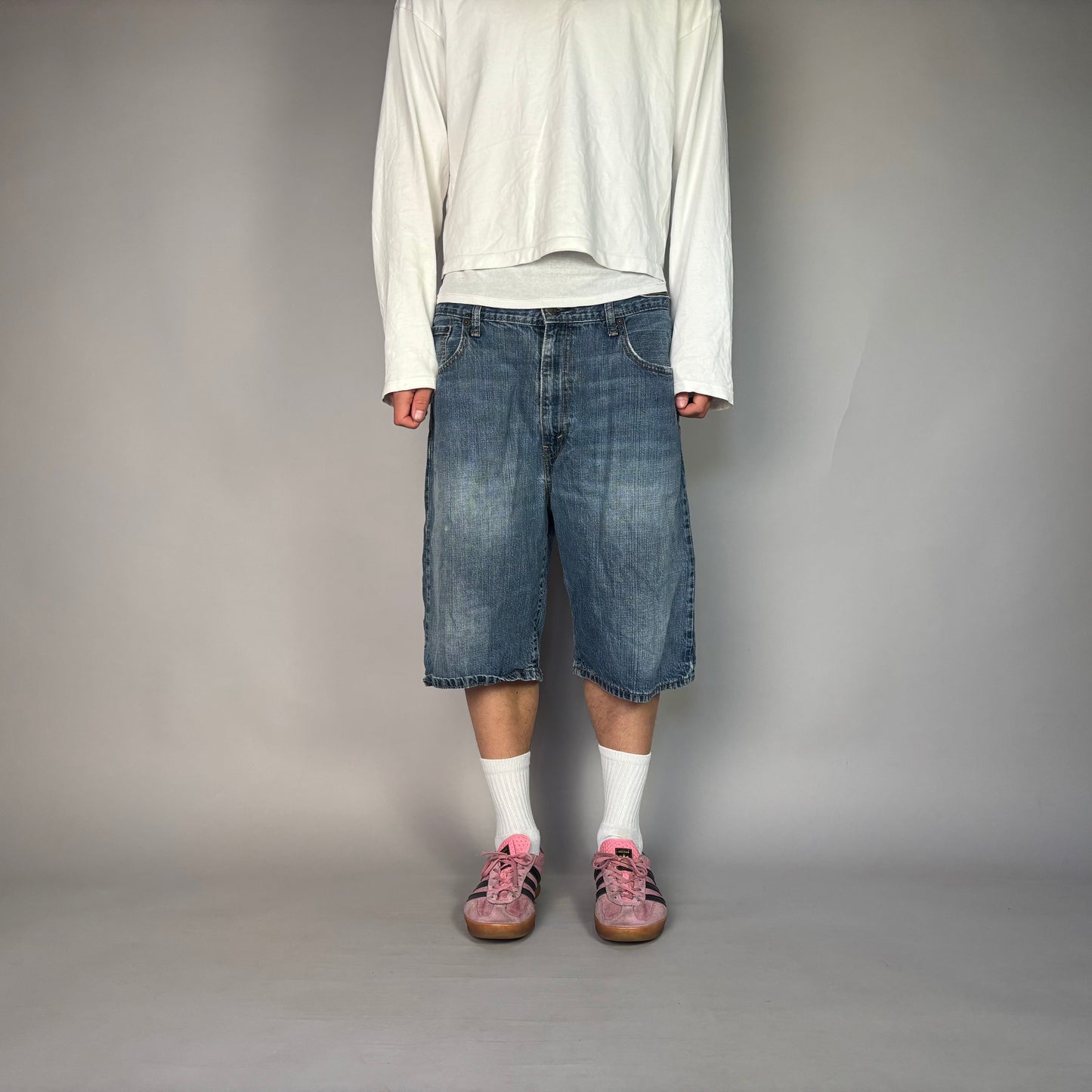 Vintage Levis 569 Jorts/ 36 (L)