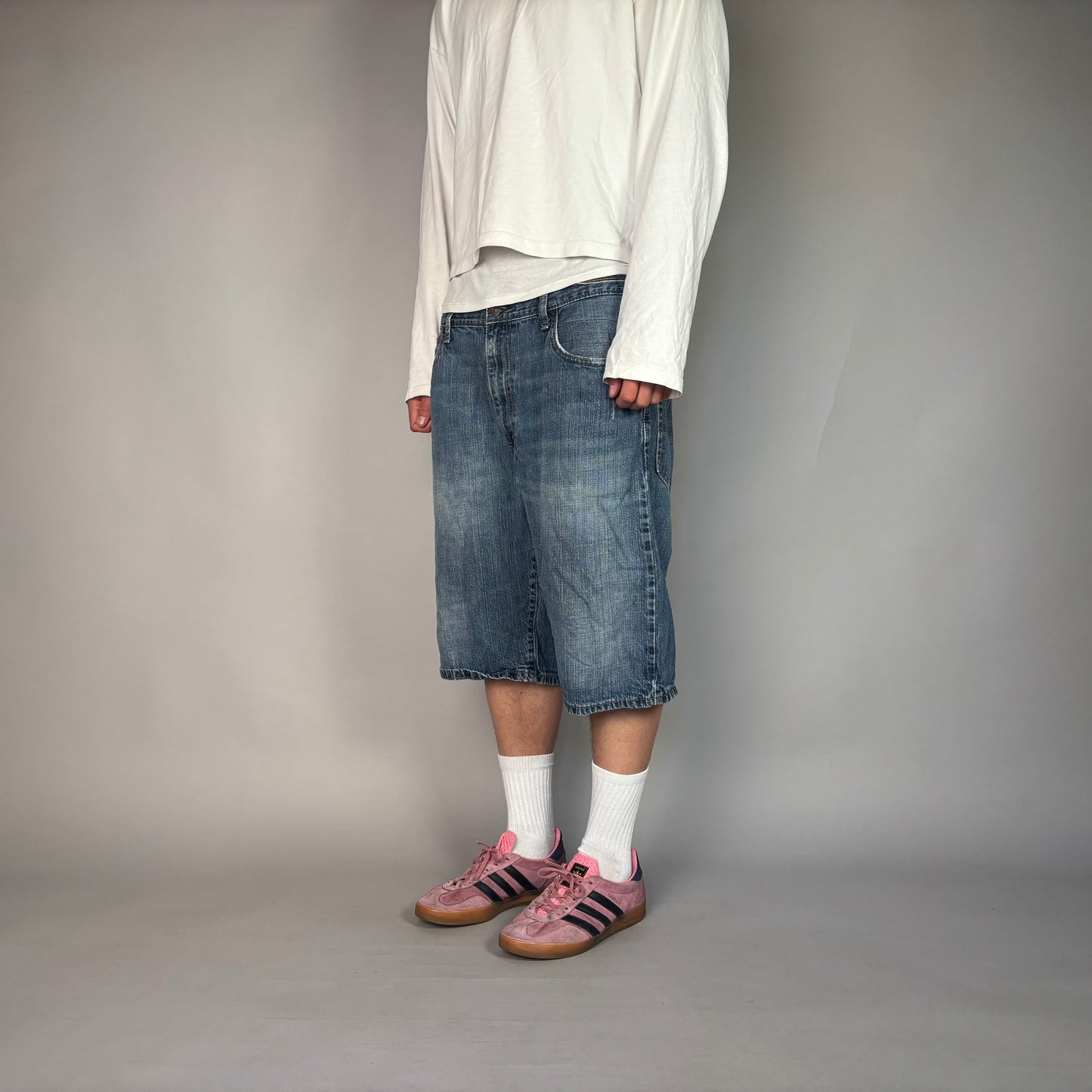 Vintage Levis 569 Jorts/ 36 (L)