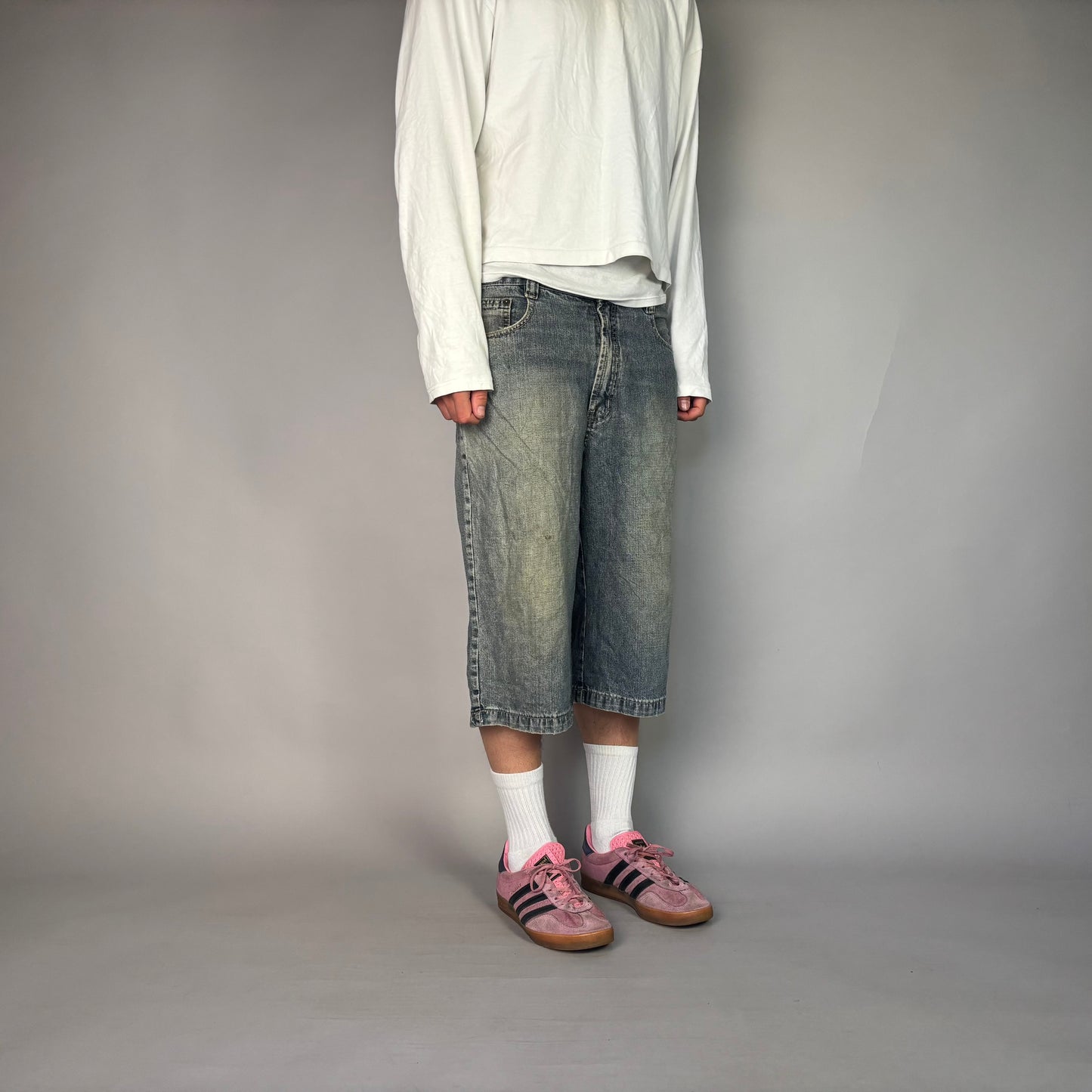 Vintage Hip Hop Jorts/ 30 (S)