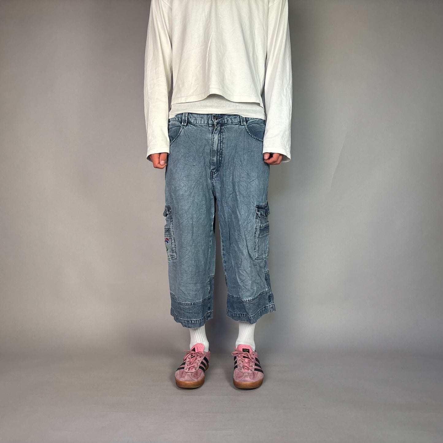 Vintage 3/4 Hip Hop Jorts/ 30 (S)