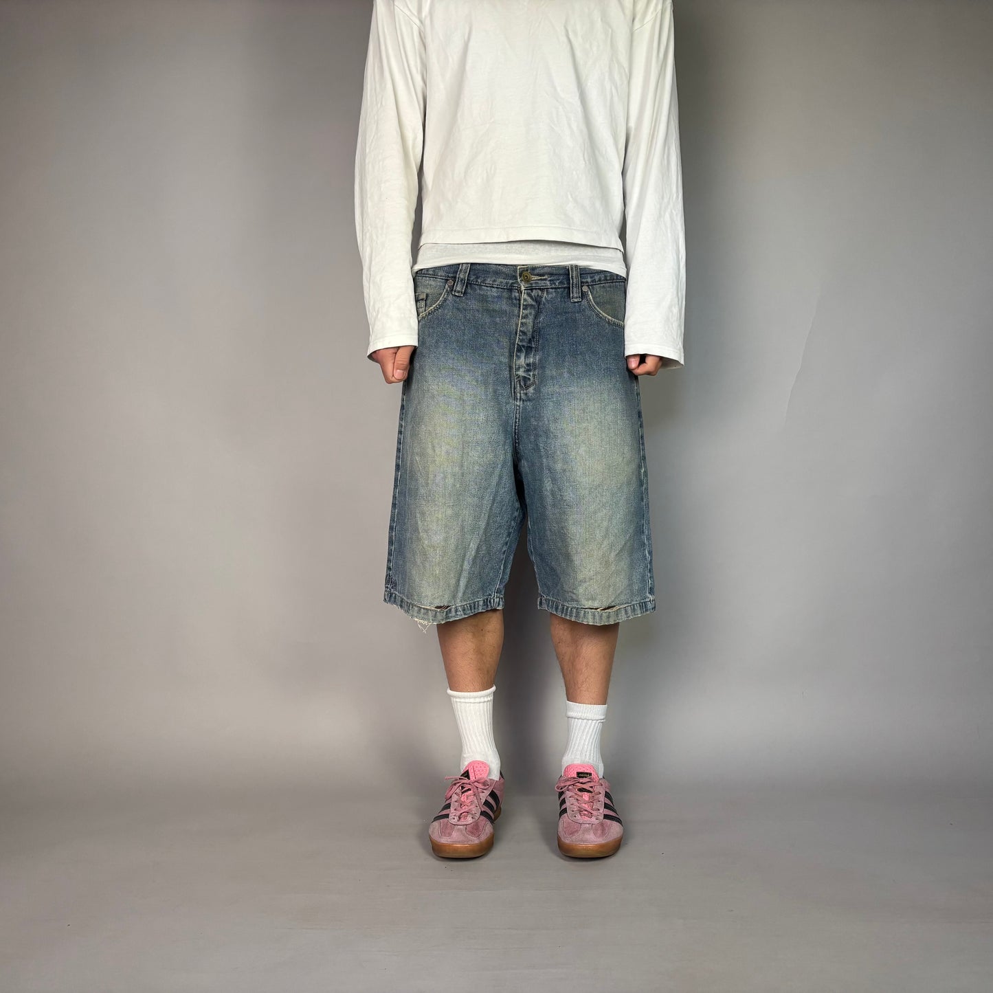 Vintage Hip Hop Jorts/ 34 (L)