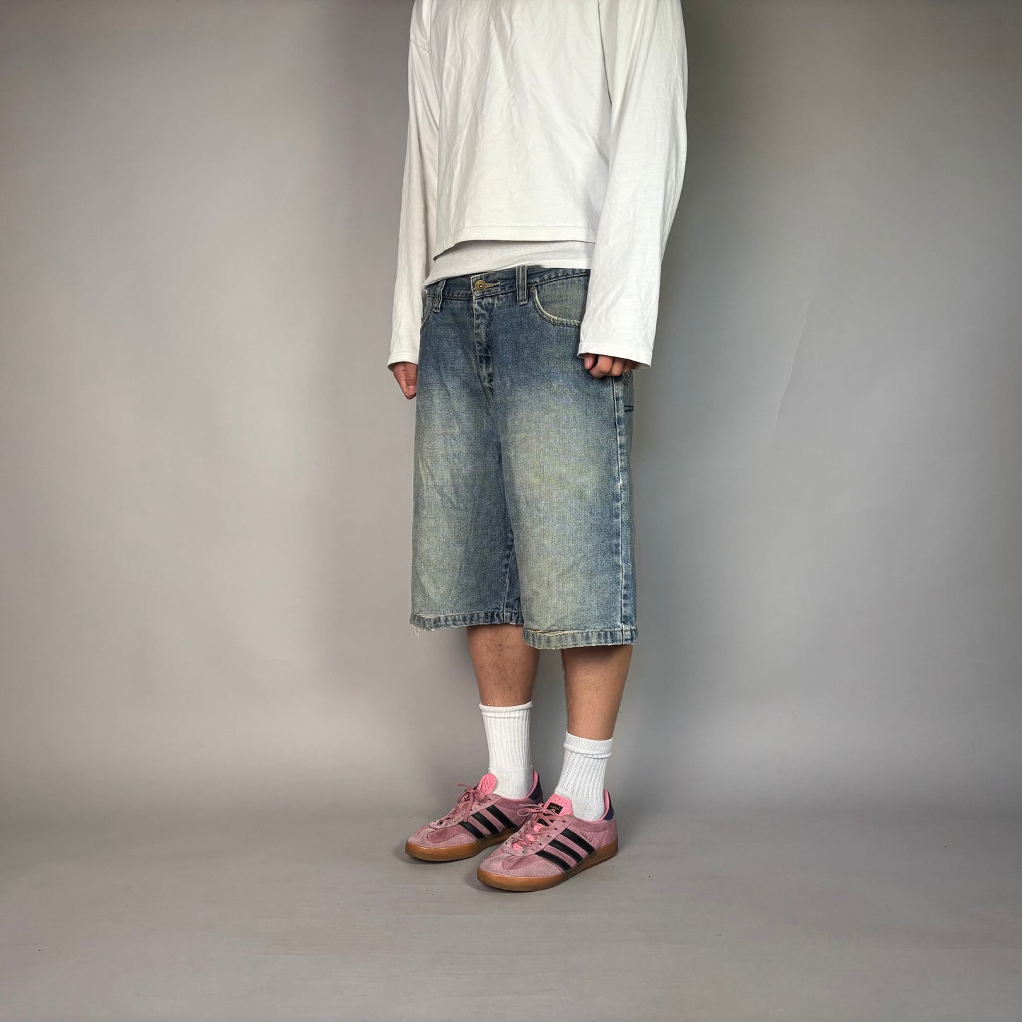 Vintage Hip Hop Jorts/ 34 (L)