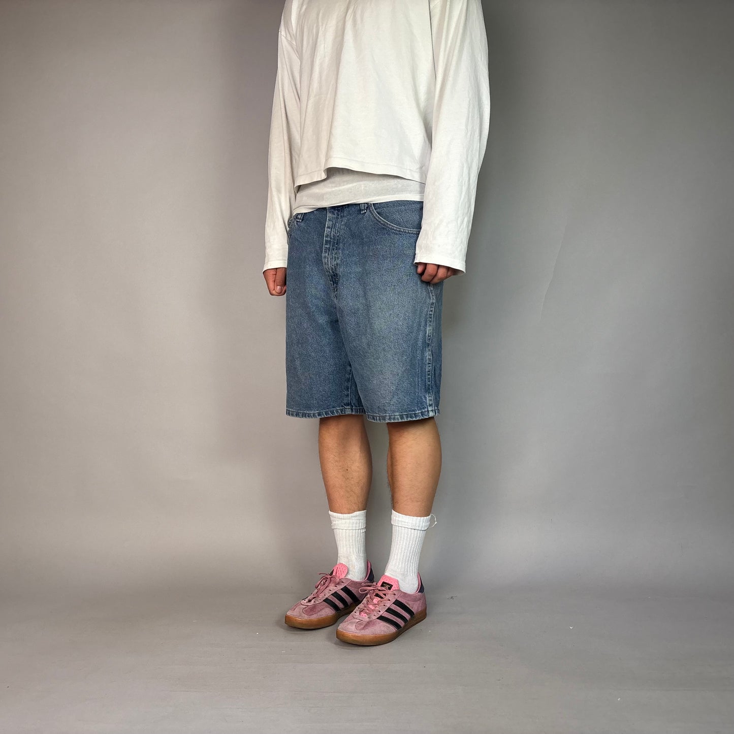 Vintage Straight Jorts/ 34 (M)